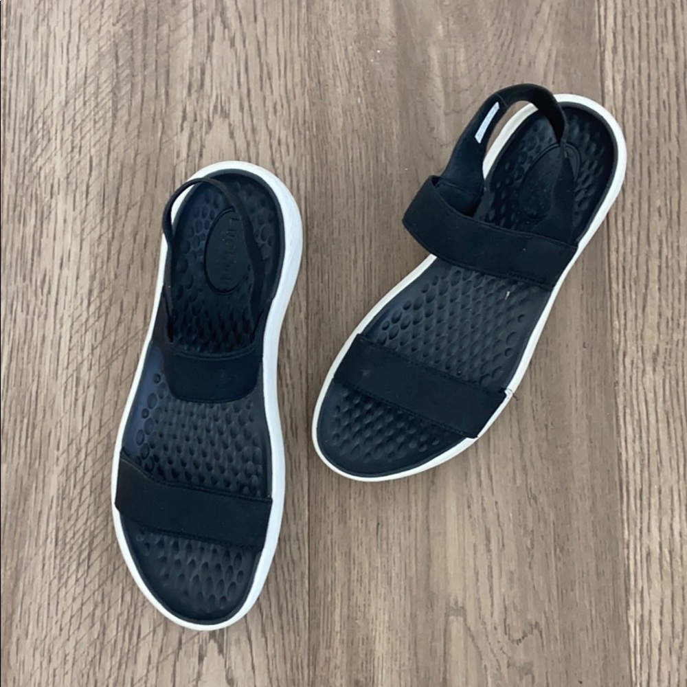 black crocs